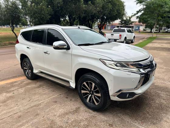 MITSUBISHI PAJERO SPORT 2.4 16V MIVEC TURBO DIESEL HPE AWD AUTOMÁTICO